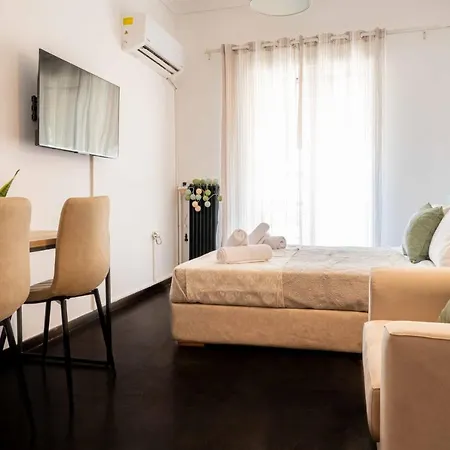 Best House Evmenous Pagrati Διαμέρισμα
